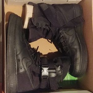 SF AF1 Black